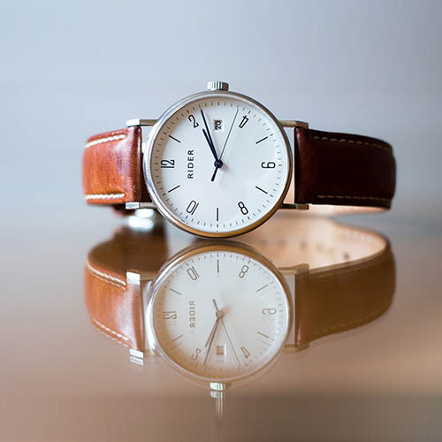 某某系列手表展示